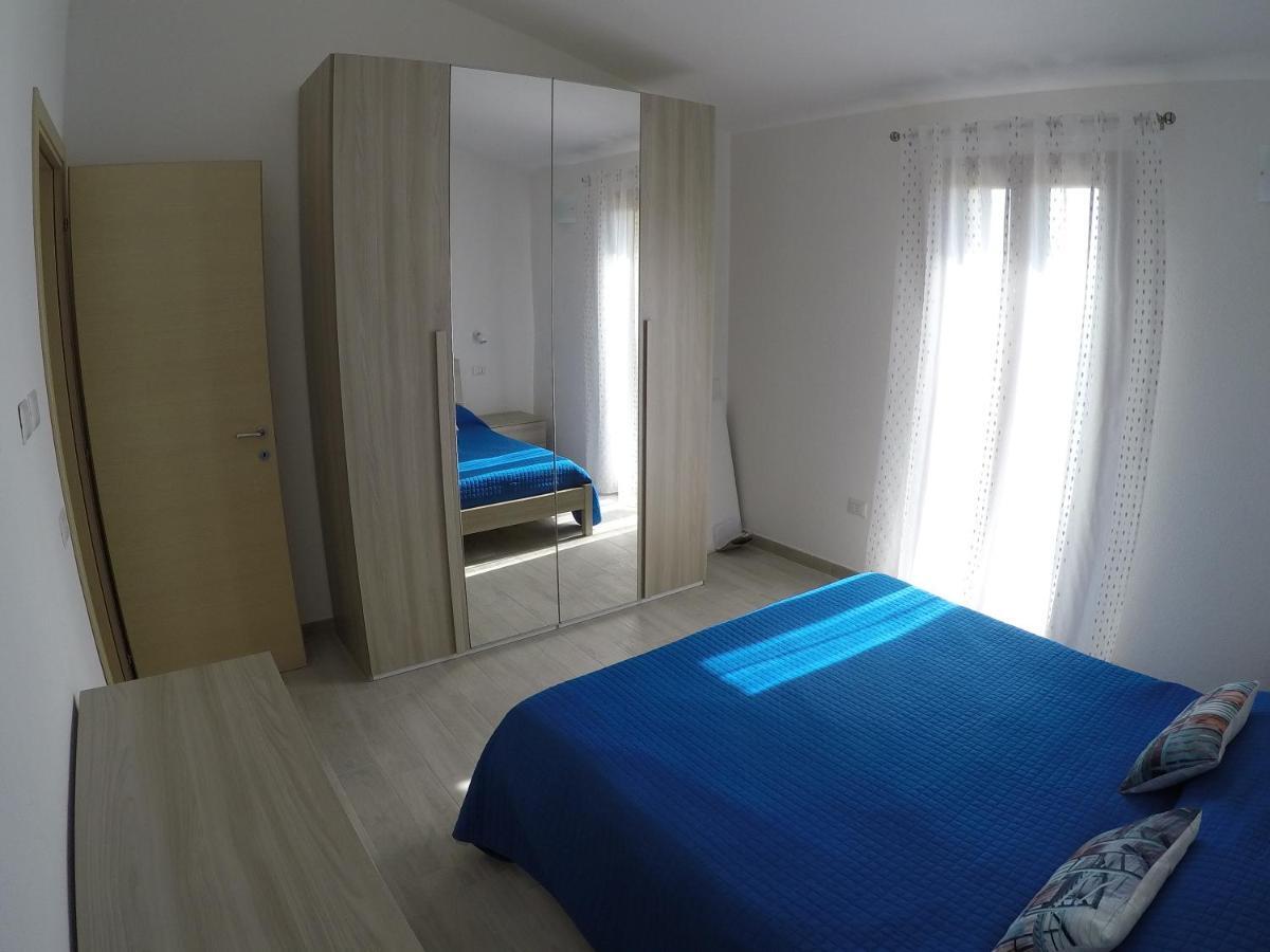 Aquilone Apartment Badesi Exterior photo